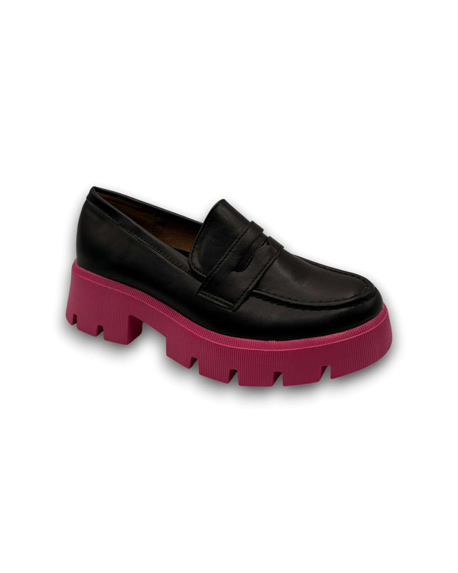 Chunky Loafer – Schwarz mit pinker Profilsohle