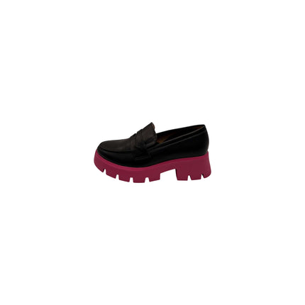 Chunky Loafer – Schwarz mit pinker Profilsohle