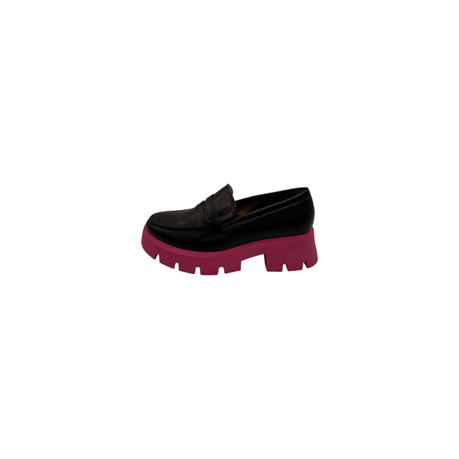 Chunky Loafer – Schwarz mit pinker Profilsohle